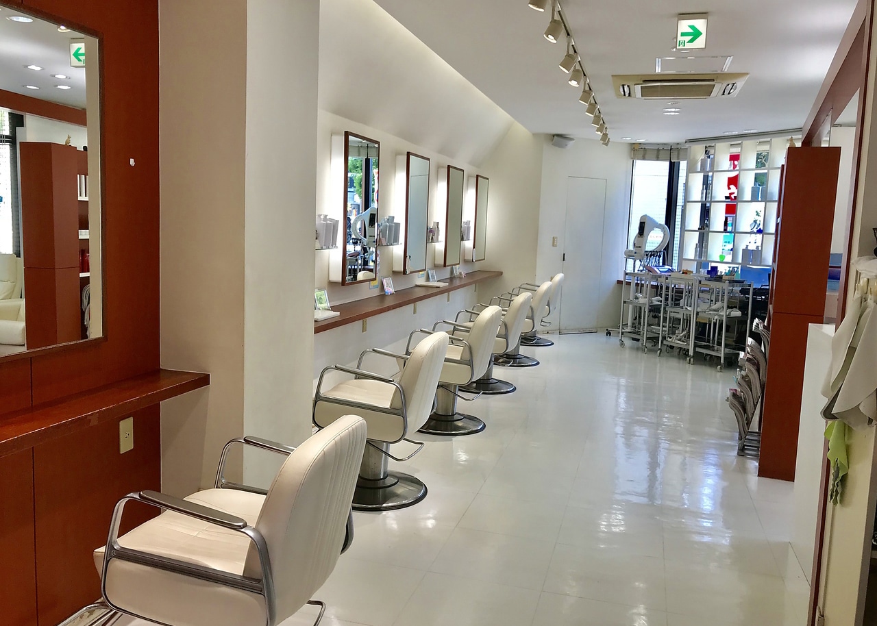 美容室HAIR CARE With求人画像