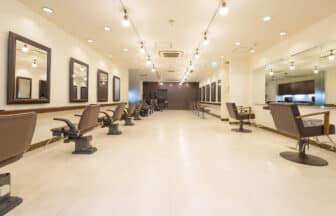 DEUX HAIR SALON_求人画像