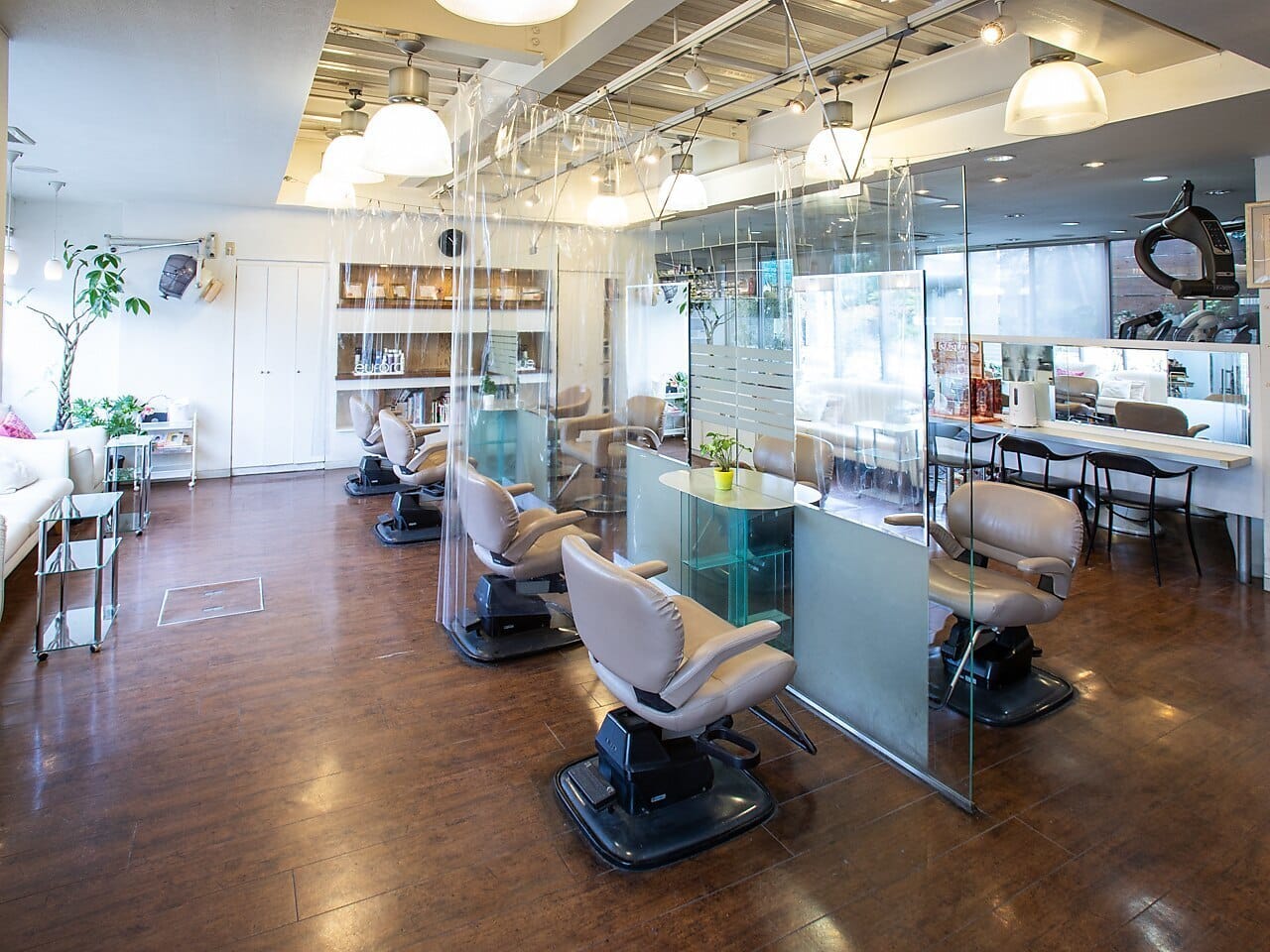 美容室wakahayashih本店_求人画像